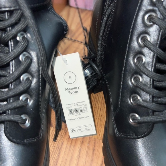 No Boundaries Black Combat Boots - Picture 4 of 5